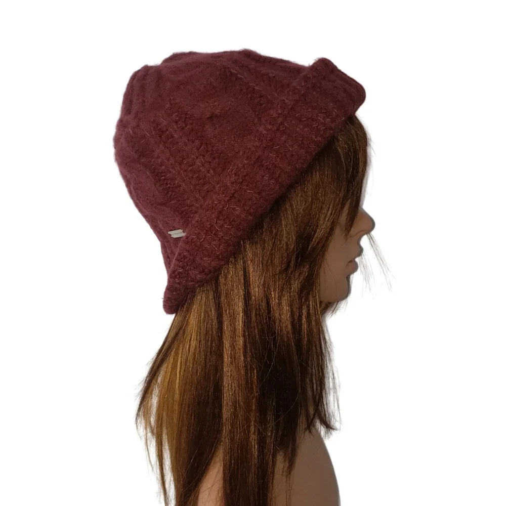 STEVE MADDEN Burgundy Acrylic Winter Hat One Size